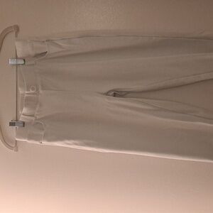 Mofiz White 3/4 Capris